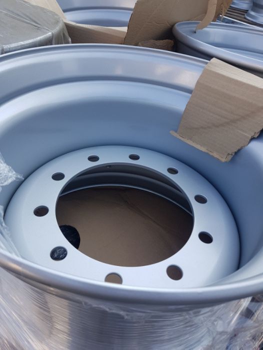 Felgi FELGA 16,00-22,5 16R22,5 10 otworów ET-50 AUTO-ZAREMBA 680 netto