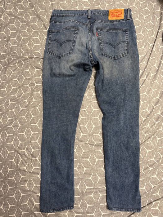 Продам чоловічі джинси Levis