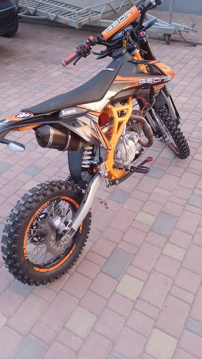 Продається Піт байк Geon Xride 190 в хорошому стані..