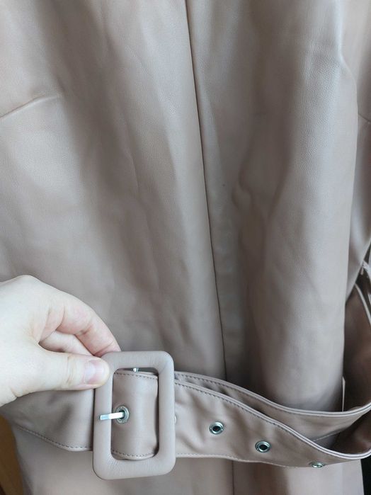 Sukienka na różne okazje a'la skóra