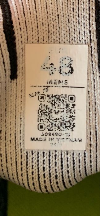 Кросівки для тренувань Vivobarefoot Motus Strength.