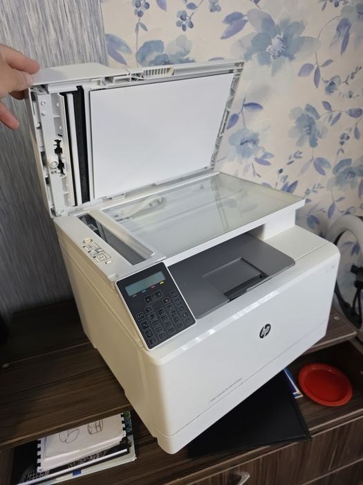 Продам принтер  hp