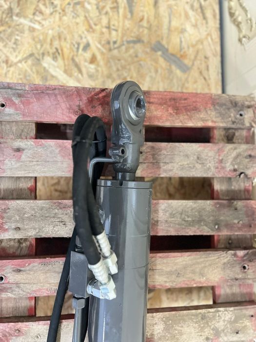 Łącznik hydrauliczny na jabłko  Cat 3 CBM Fendt