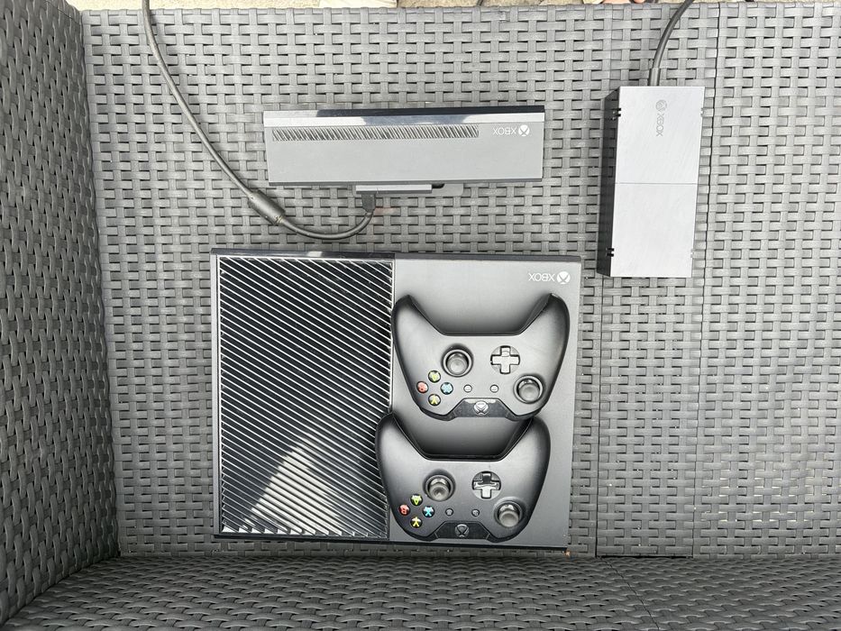 Xbox one z kinectem 2 pady