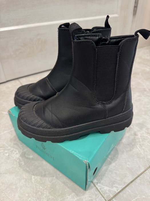 Ботинки осенние деми на девочку 32 р стелька 21 см