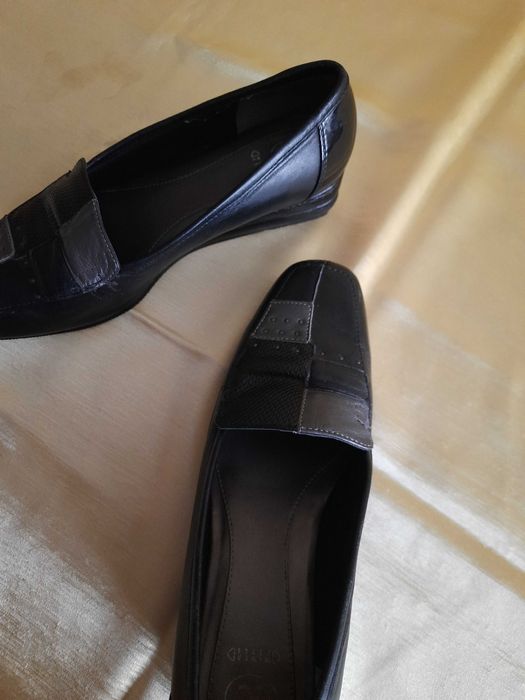 Туфлі натуральна шкіра 39р