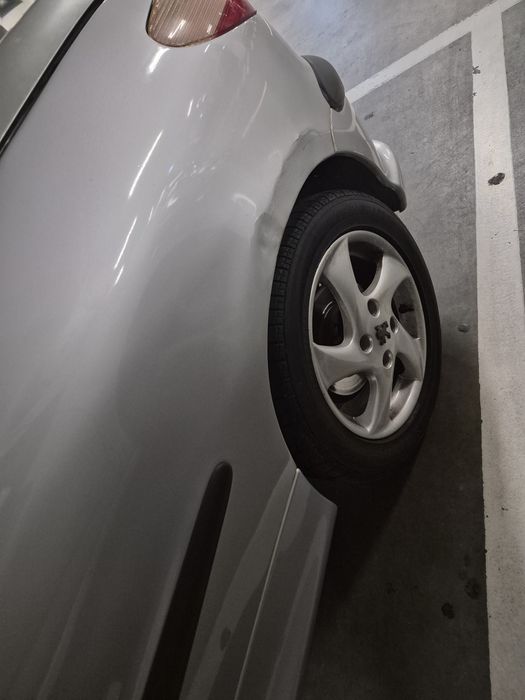 Peugeot 206 CC 1.6 GPL – Económico e Full