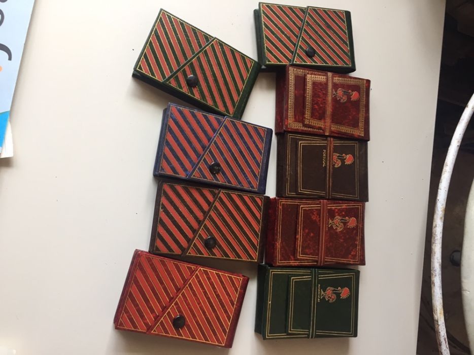 Carteiras para lenços de papel ou maços tabaco de 10 cigarros