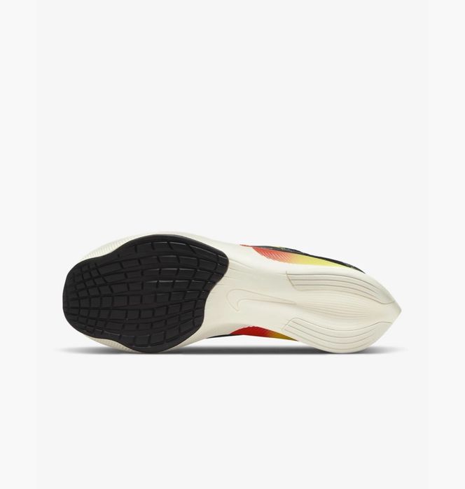 Мужские кроссовки Nike Zoom Fly 4 42,5(27см)