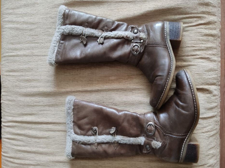 Продам женские зимние сапоги