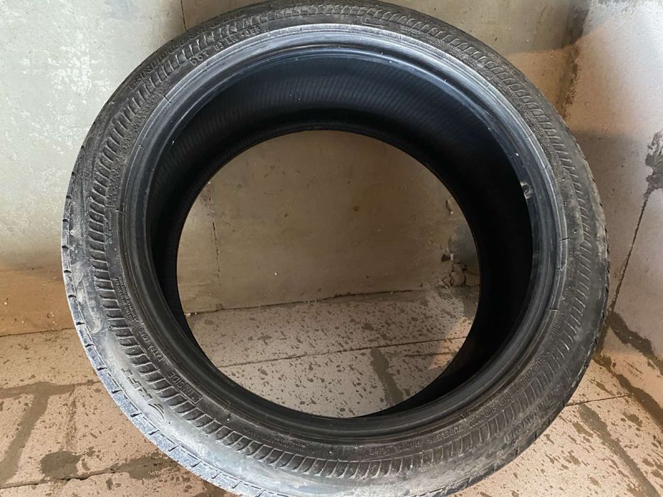 245/45/19 bridgestone