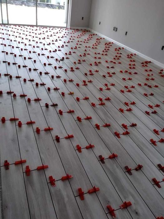 Плиточные работы Днепр. Монтаж плитки. Плитка под ключ. Плиточники