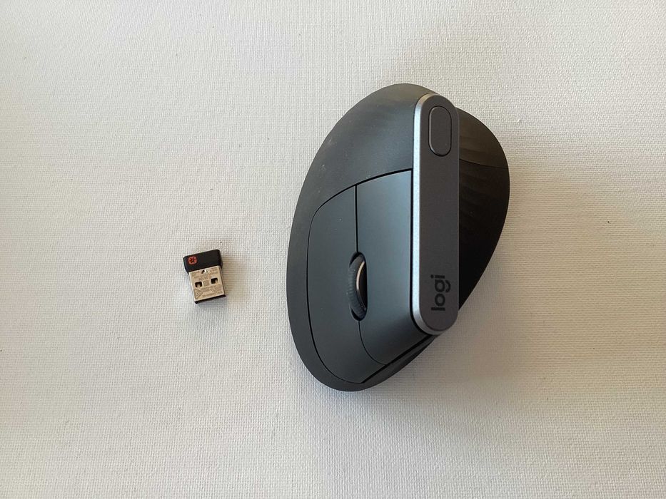 Logitech MX Vertical myszka