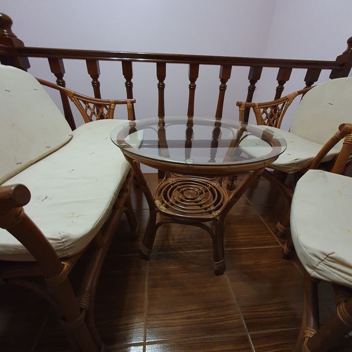 Conjunto de cadeiras em bambu