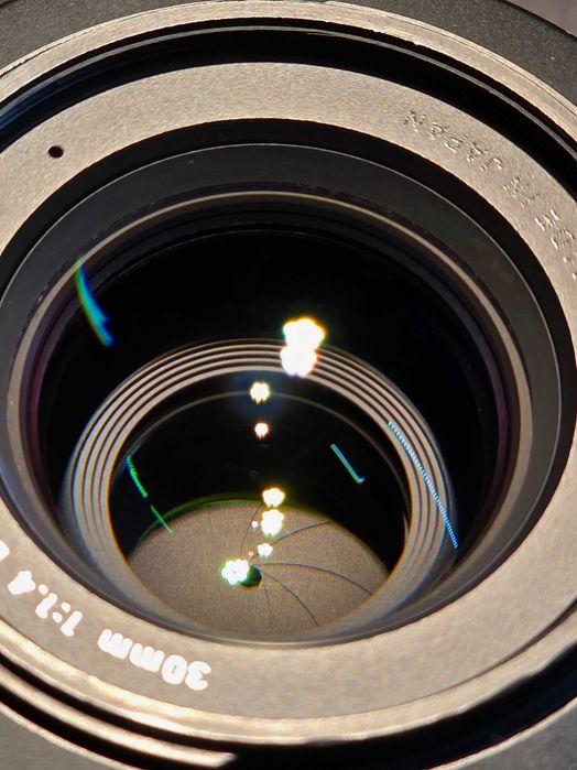 Sigma 30 mm f/1.4 DC DN Contemporary – Sony E, APS-C
