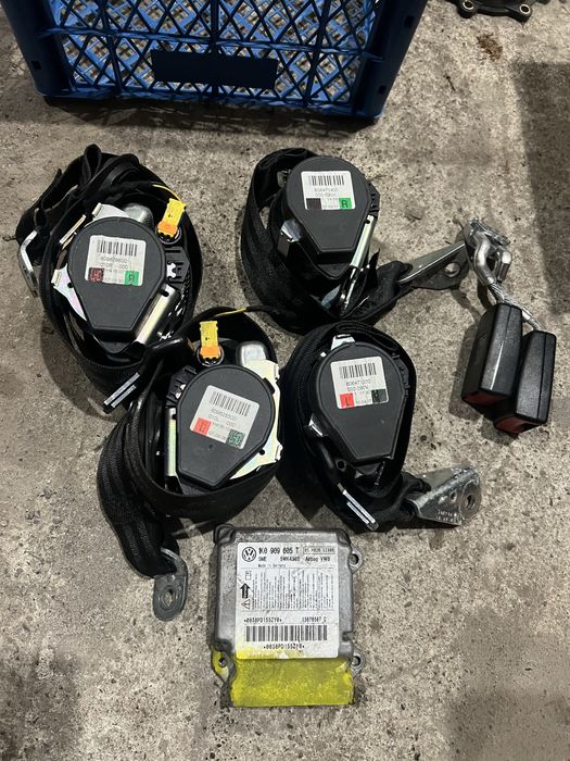 Подушки безпеки AIRBAGдля шкода А5/ фольцваген гольф 5