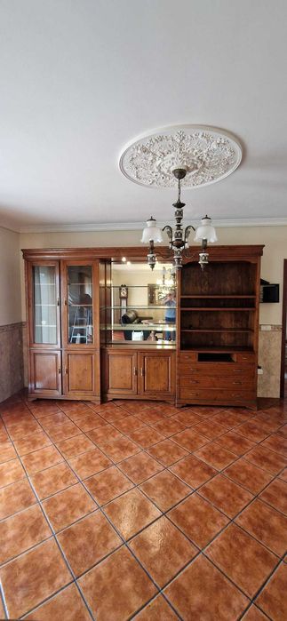 Móvel sala jantar  madeira castanheiro