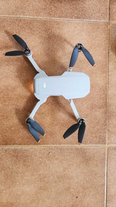 DJI Mini 2 (Fly More) Perfeito Estado