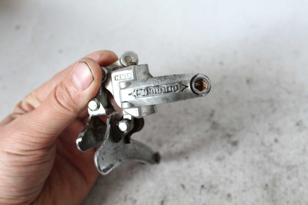 przerzutka szosowa shimano 600 arabesque FD-6200 . 28,6 obejma ct1