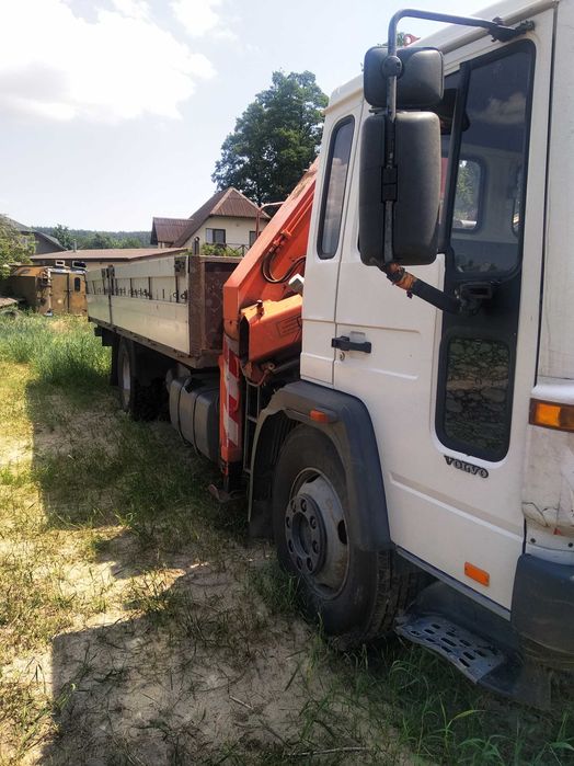 VOLVO FL6 с манипулятором