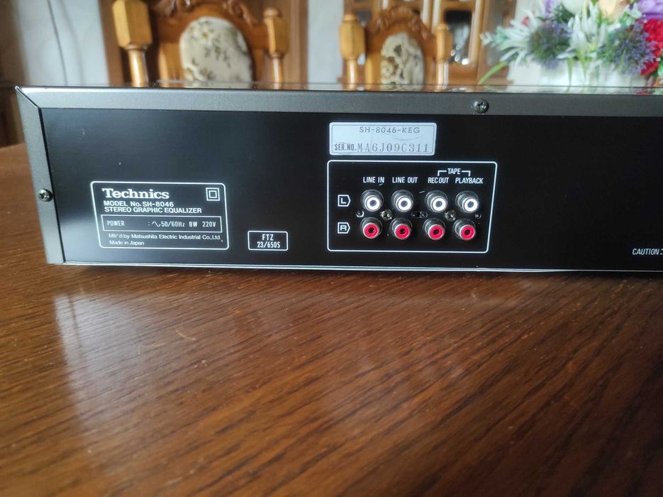 Korektor graficzny Technics SH-8046