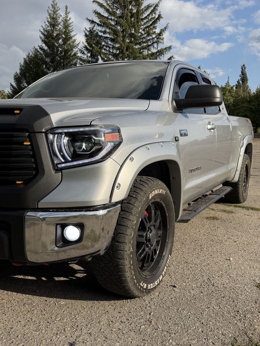 Toyota Tundra 2014
