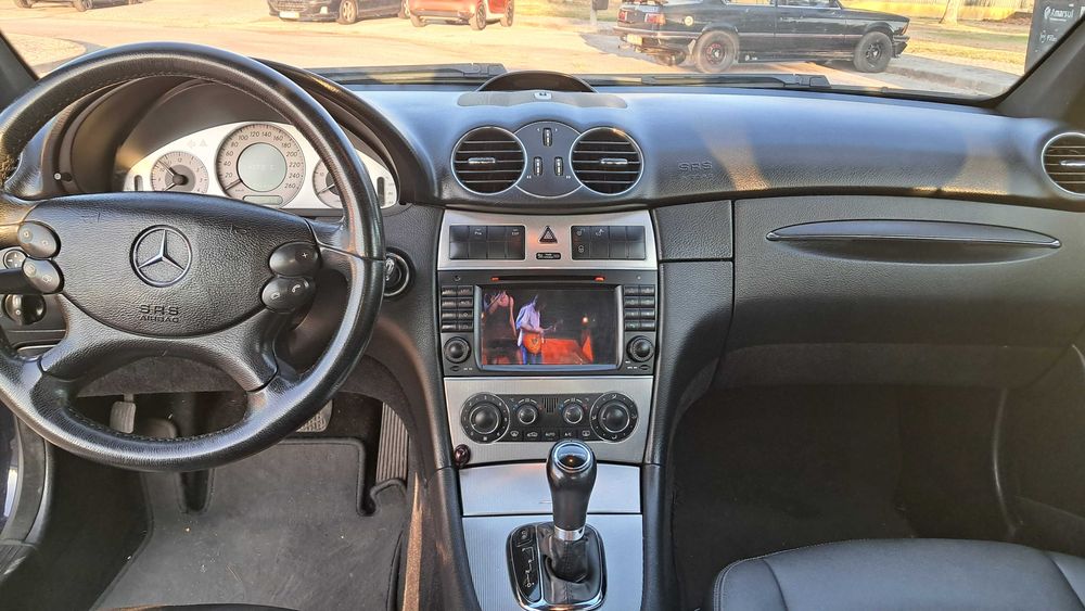 Mercedes-Benz CLK 220 Cdi - Impecável como novo