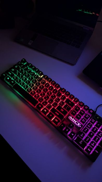 Teclado Gaming iMICE AK-600 com iluminação – Novo, RU/EN