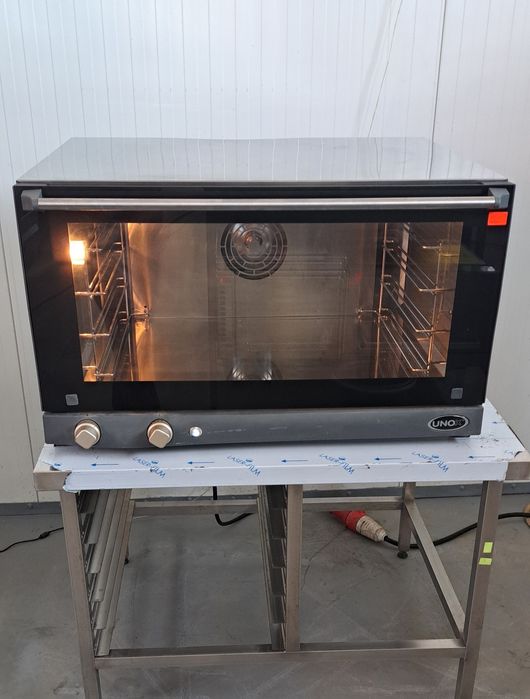 Конвекційна пекакарська піч Unox Domenica