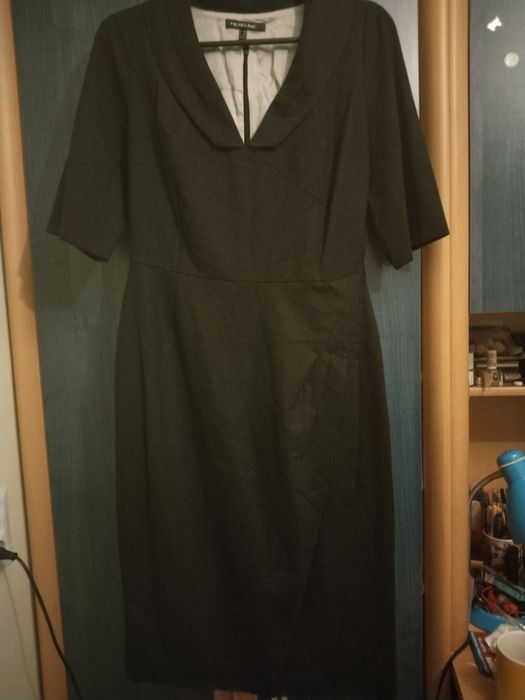 Sukienka biurowa  Hexeline