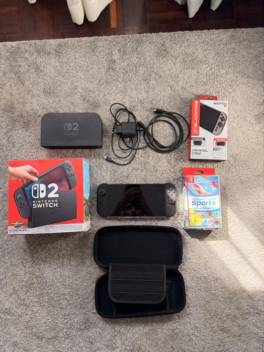Vendo Switch 2 + Acessorios + Jogos (switch sports + mario kart world)