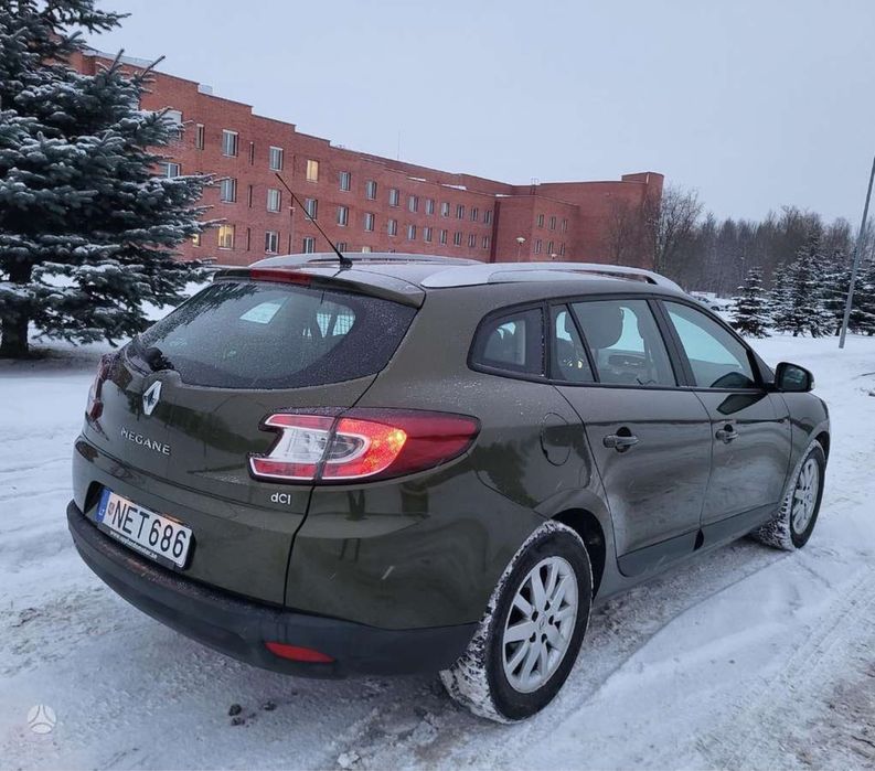 Продаєтья Рено Меган 3 виключно для вій ськових