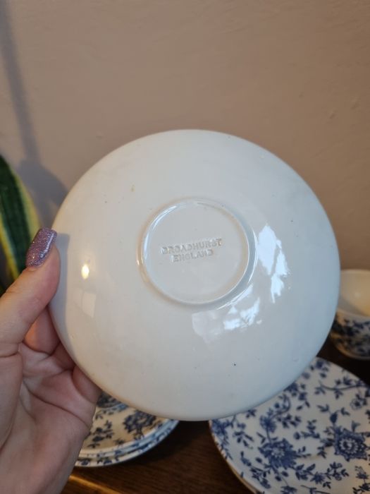 Anglia England porcelana zastawa komplet Filiżanki spodki do herbaty v