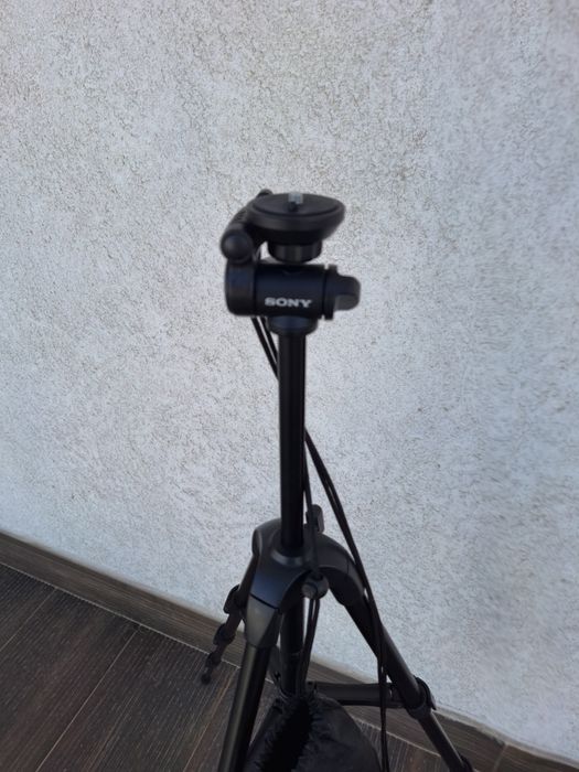 Tripé Sony VCT-R100