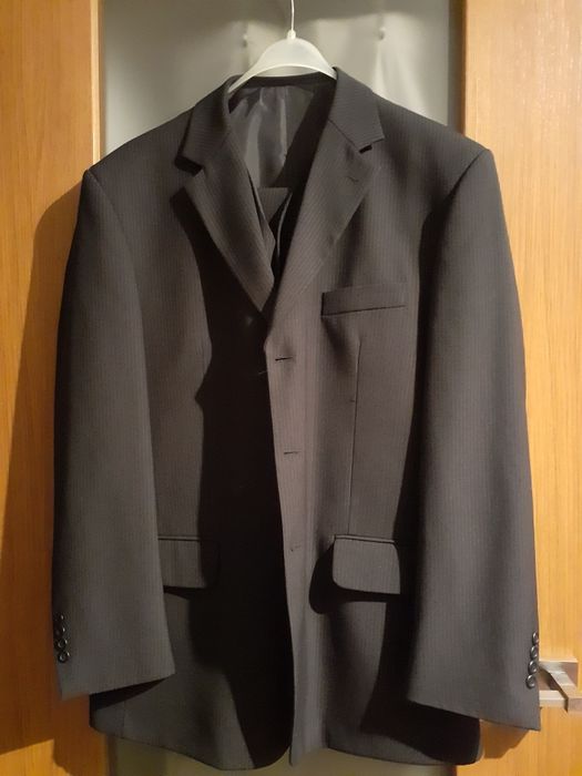 Nowy komplet dla Pana marynarka, spodnie, kamizelka