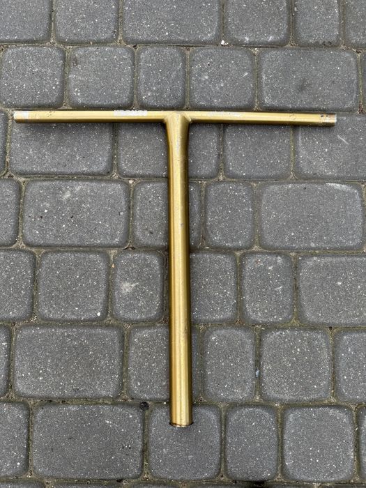 Kierwonica tytanowa kronos