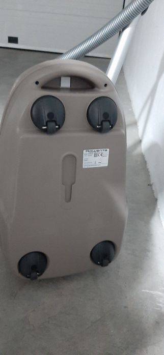 Rowenta Vacuum Cleaner426914224612331525