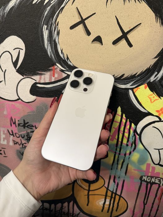 iPhone 16 Pro 128 Gb Neverlock + AirPods Pro 2