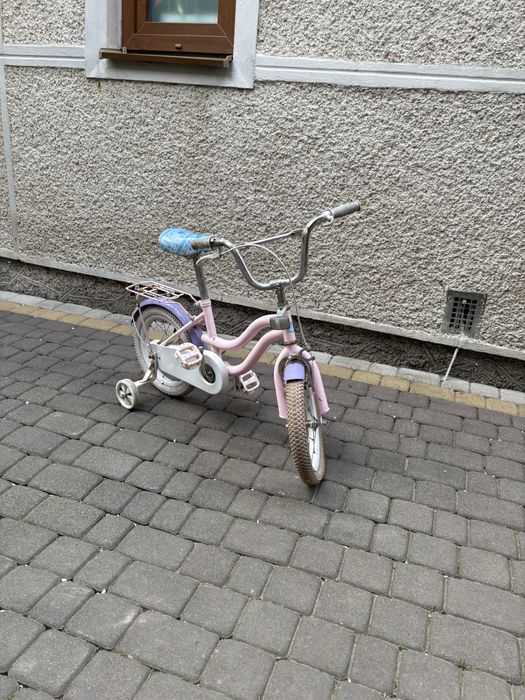 Дитячий велосипед трьохколісний