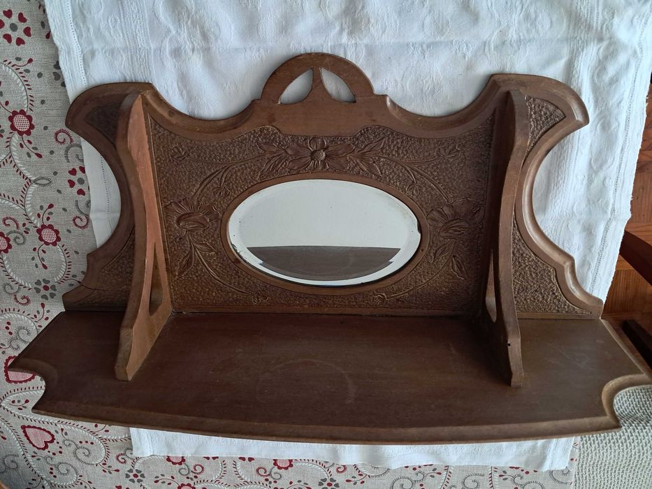 Raro e único conjunto 3 peça sem Arte Nova, madeira esculpida /espelho