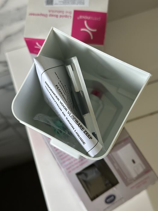 Дозатор, диспенсер для мыла