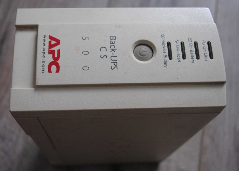 Резервний ІБЖ ИБП APC Back-UPS CS 500VA (BK500-RS) для захисту ПК