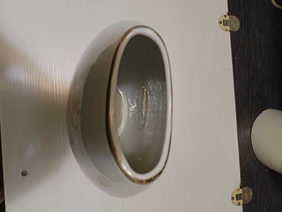 Wazon porcelanowy Chodzież