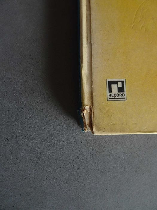 Livro Record - Tintim O Caranguejo das Tenazes de Ouro (capa dura)