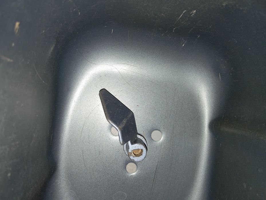 Хлібопічка Mysteri MBM 1202