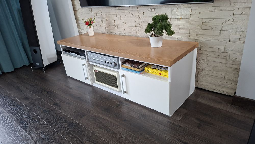 Szafka RTV biała dąb 150 cm