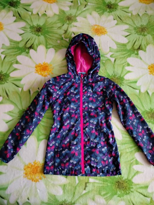 Курточка на дівчинку