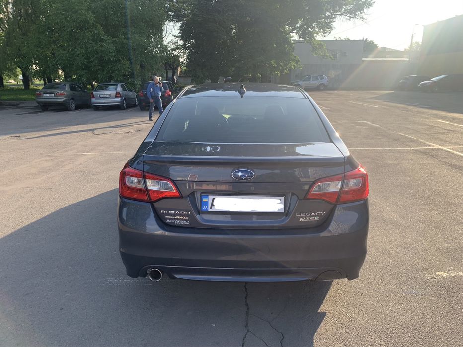 Subaru Legacy 2.5i Premium