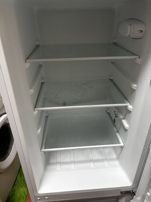 Frigorífico Combinado Selecline 170L - A Funcionar Perfeitamente