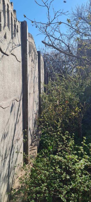 Продаж 2-х будинків на території